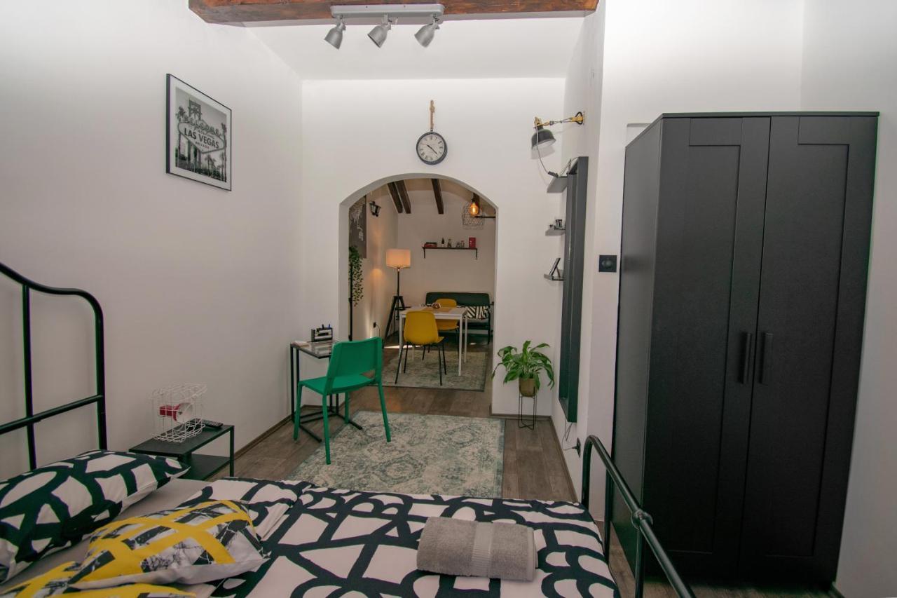 Studio Apartman Dalia Zagreb Exterior photo